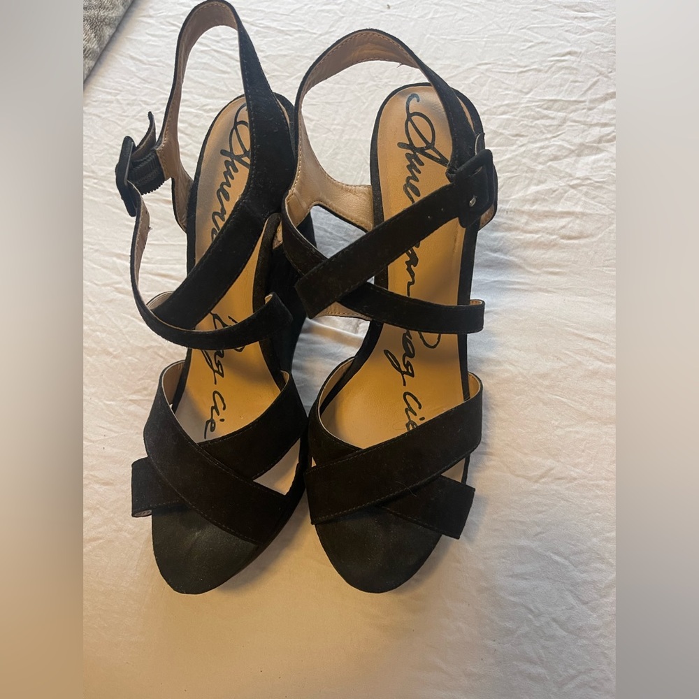 American Eagle Heels